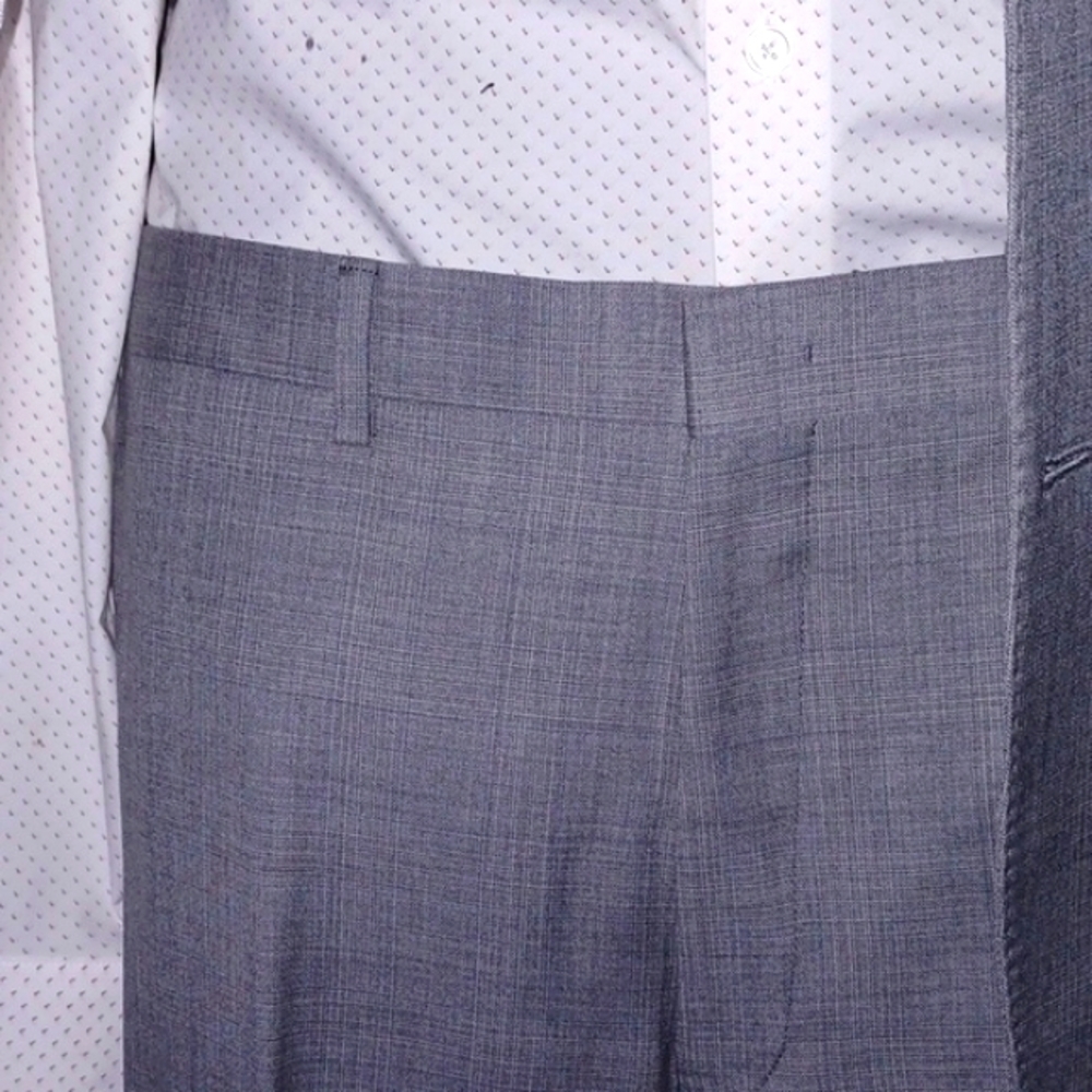 Solid Gray Luxe Mens Suit, 44L, 40W / 30L - Picture 10 of 12